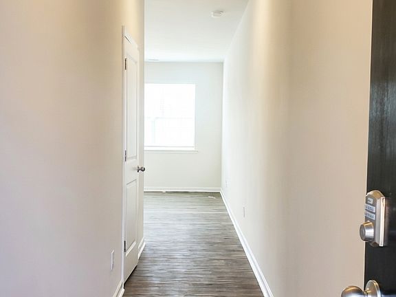 2nd image of 1124 Broholmer Ln