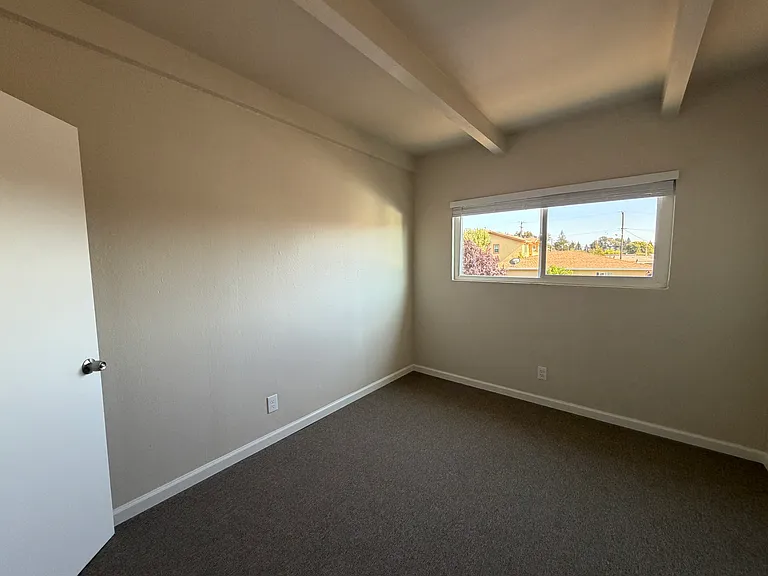 Casa de Luna Townhomes — Photo 14