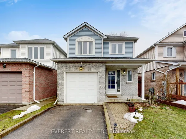 1323 Andover Dr, Oshawa, ON L1K 2K3