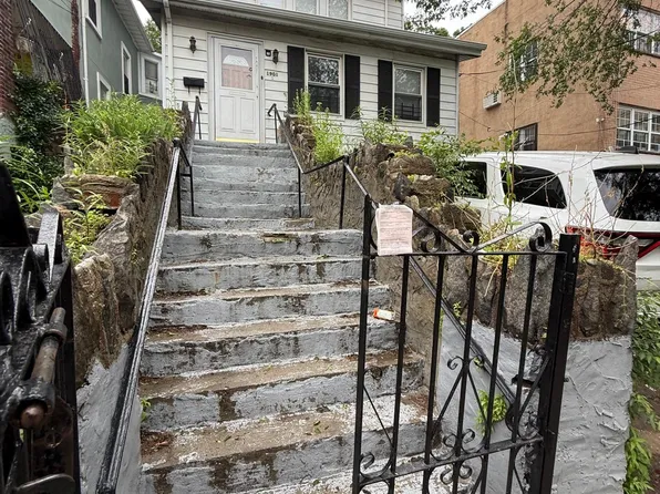 1901 Harrison Avenue image 1 of 9