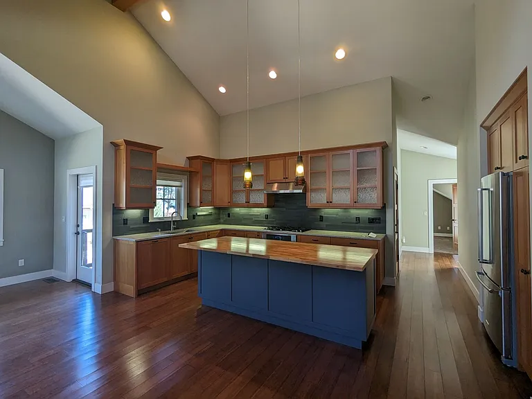 1582 NW Erin Ct — Photo 15
