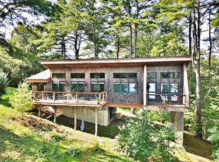 65 Lower Oak Point Rd, Winterport, ME 04496