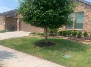 9129 Grovehurst Rd, Fort Worth, TX 76179