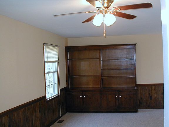 2nd image of 5012 Berkshire Dr