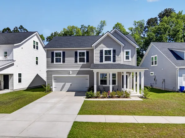 244 Red Bluff St, Summerville, SC 29483