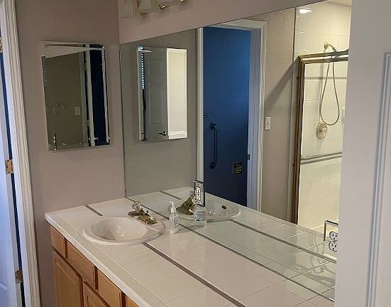 202 Poppy-Master Bath_11072024