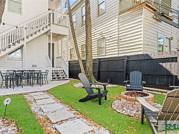 4th image of 512.5 E Waldburg St #B