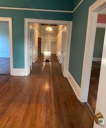 3rd image of 31 S Blanding St