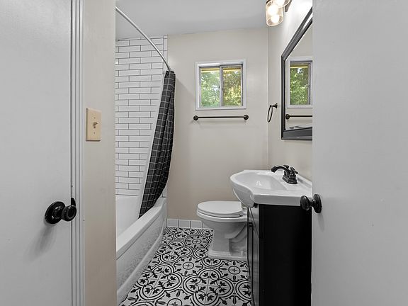 4th image of 151 N White Station Rd