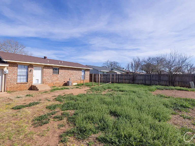 3610 Purdue Ln — Photo 23