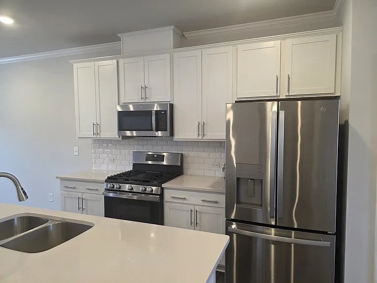 415 Deercroft Dr — Photo 10