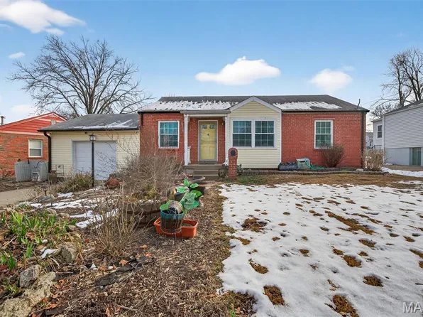 3720 Saint Bridget Ln, Saint Ann, MO 63074