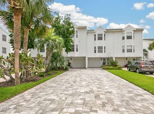 3331 Lighthouse Point Ln, Jacksonville, FL 32250