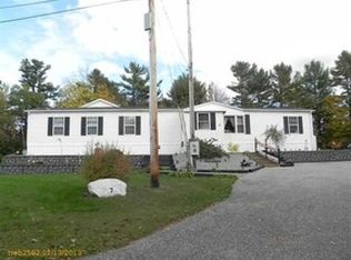 7 Mad Bull Dog Rd, Sabattus, ME 04280