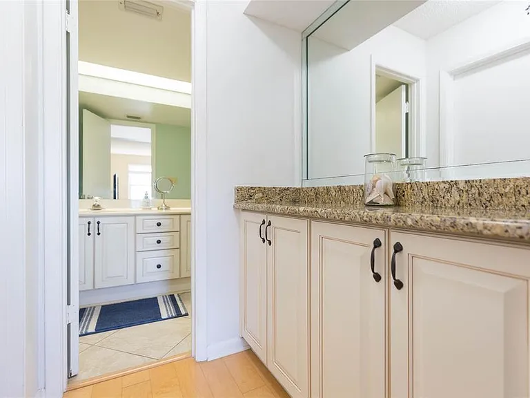 6080 Bahia Del Mar Cir #113 — Photo 22