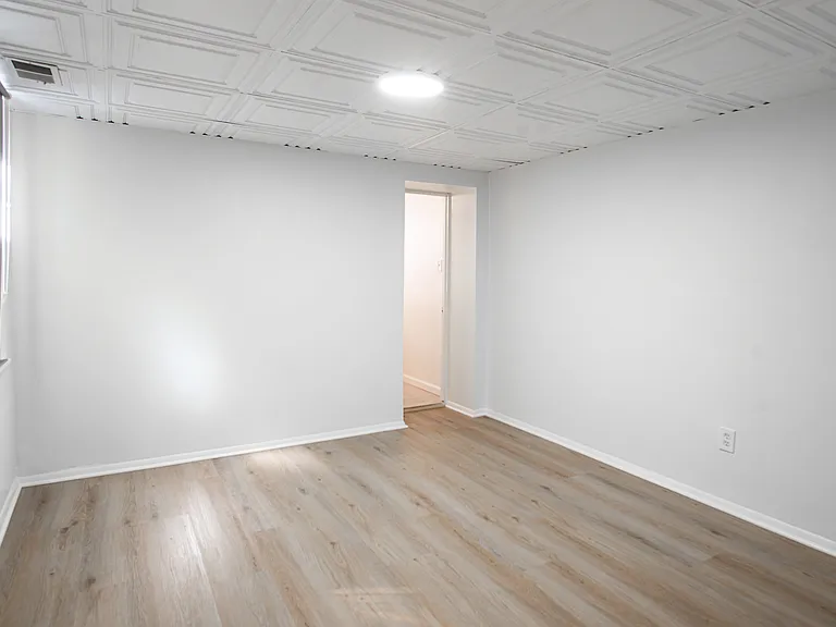 455 Fairmount Ave #2 — Photo 17