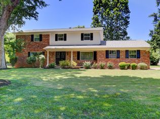 1121 Kevin Rd, Knoxville, TN 37923
