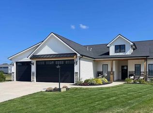 496 Carrara Cv, Fort Wayne, IN 46845