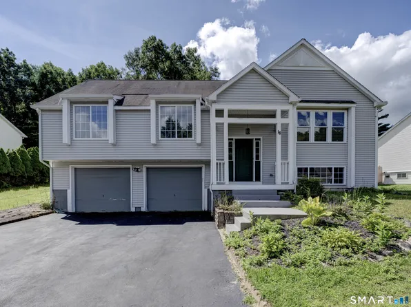 18 Hilltop Drive #18, Windham, CT 06256