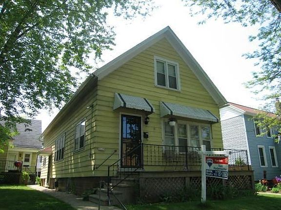 5th image of 2627 N Pierce St #2629