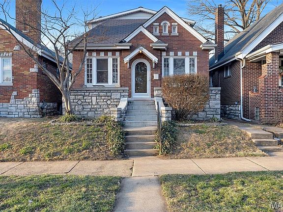 2nd image of 6021 Leona St