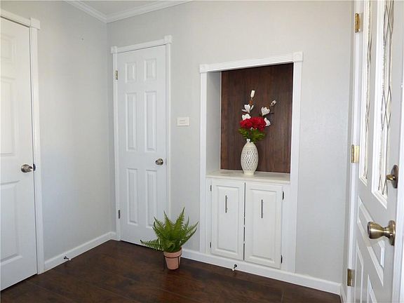 4th image of 3308 High Lark Dr
