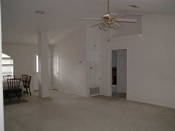 3rd image of 832 Sterling Way