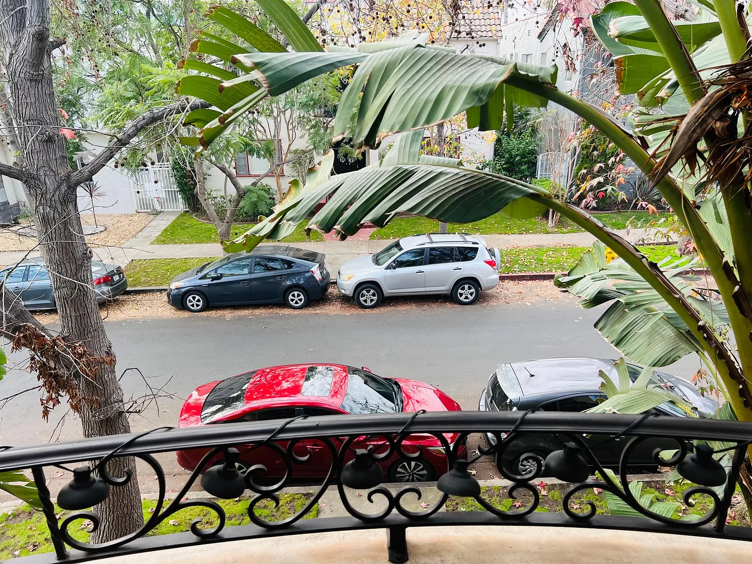 2 bed, 1100 sqft, $4,100 — Photo 3