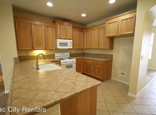 4724 Chamberlin Cir, Elk Grove, CA 95757