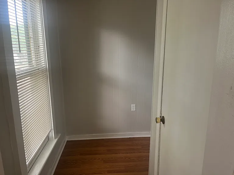 354 Spruce St #5 — Photo 6