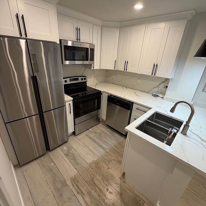 1st image of 1821 W Haddon Ave #1