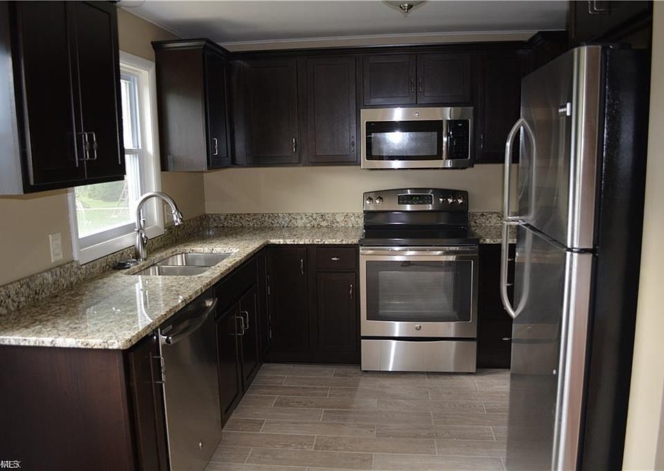 2nd image of 5354 Eastshore Dr NW