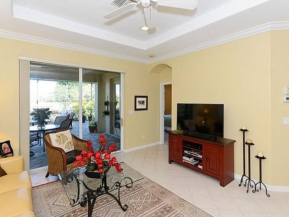 4th image of 162 Tiziano Way