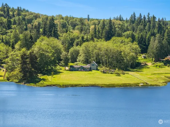 6281 Oak Bay Road, Port Ludlow, WA 98365