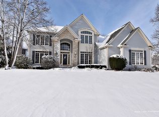 3607 Greenwood Ln, Saint Charles, IL