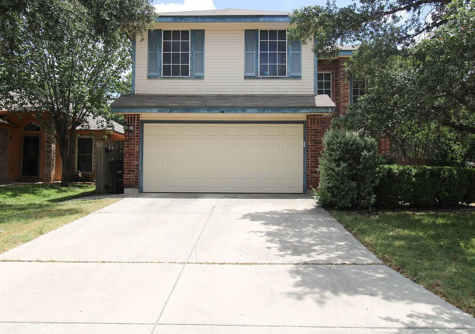 7202 Burns — Photo 2