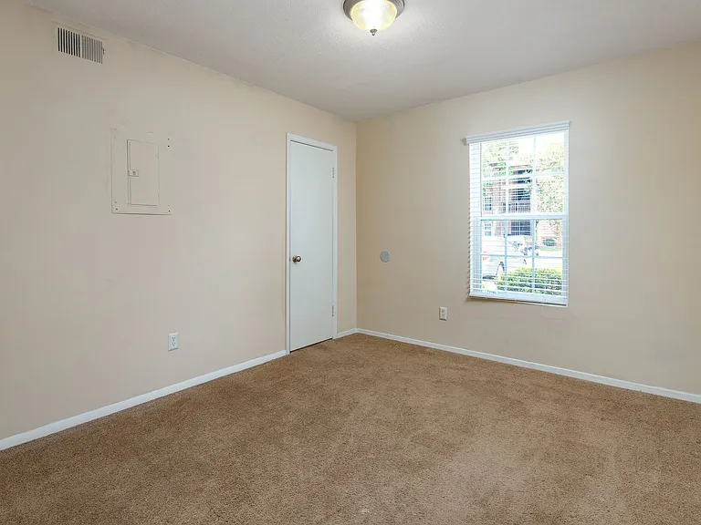 Ramsey Run Apartments — Photo 8