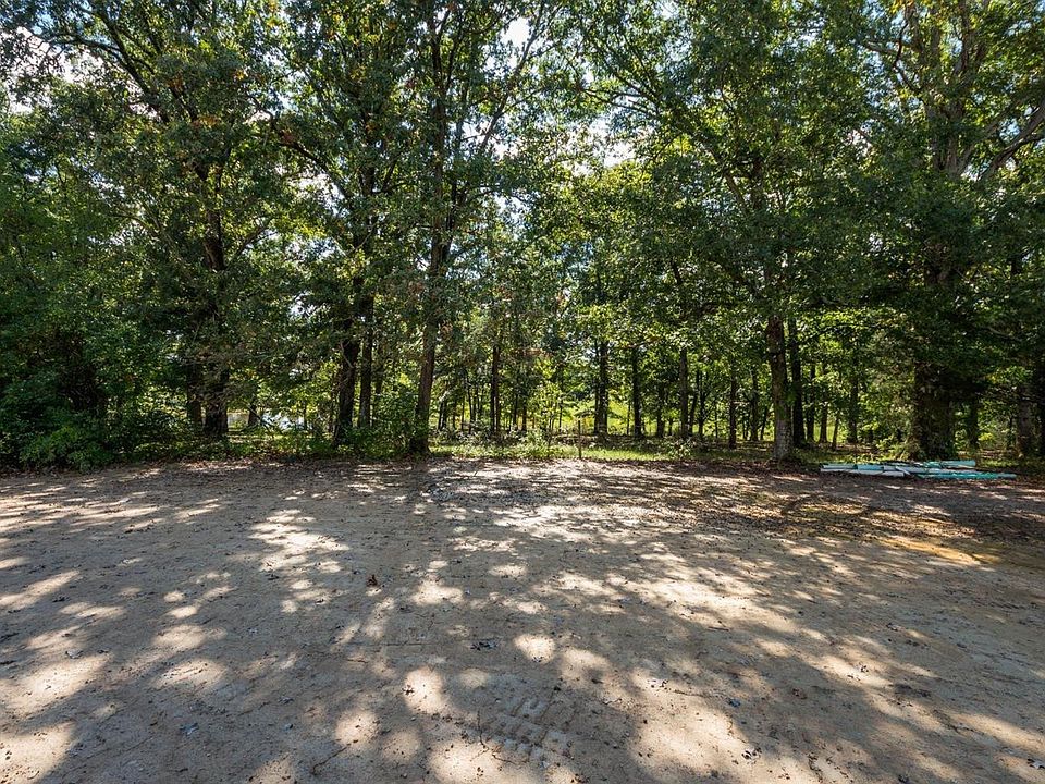 1st image of 129 Allyson Cir
