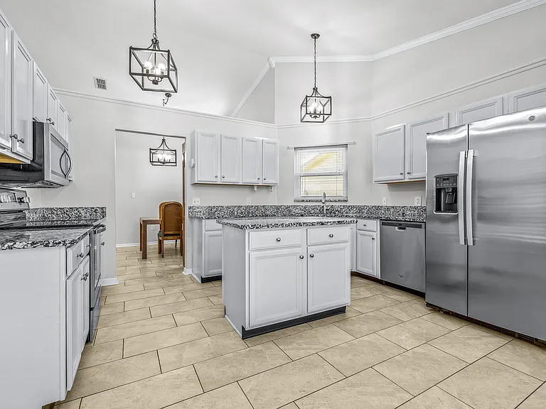 5840 Sandpipers Dr — Photo 11
