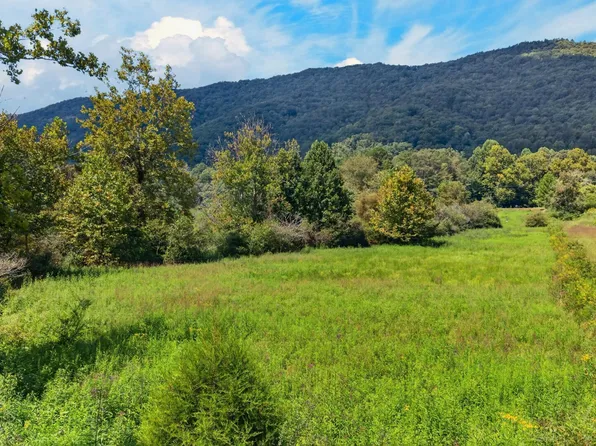 1182 Poor Valley Rd, Rogersville, TN 37857