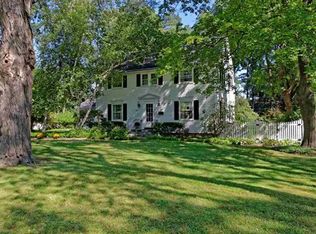 18 Upper Loudon Rd, Loudonville, NY 12211