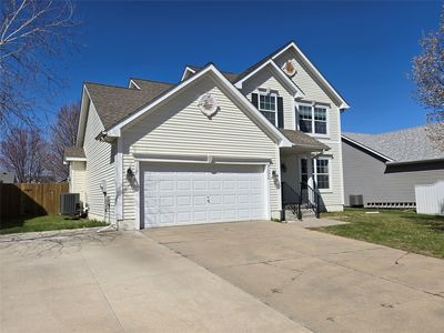 702 SE Dovetail Rd, Grimes, IA, 50111