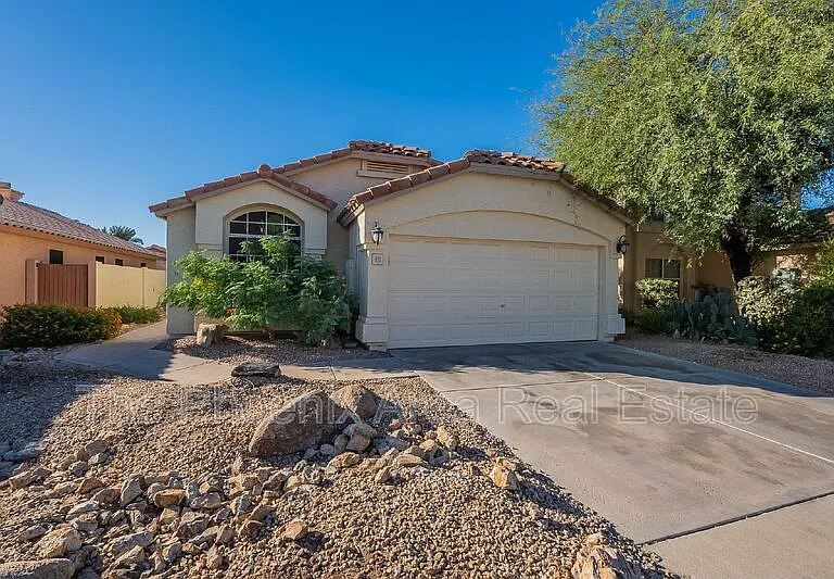 1125 W Macaw Dr — Photo 1