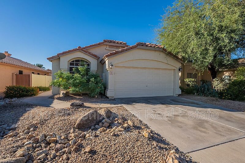 1st image of 1125 W Macaw Dr