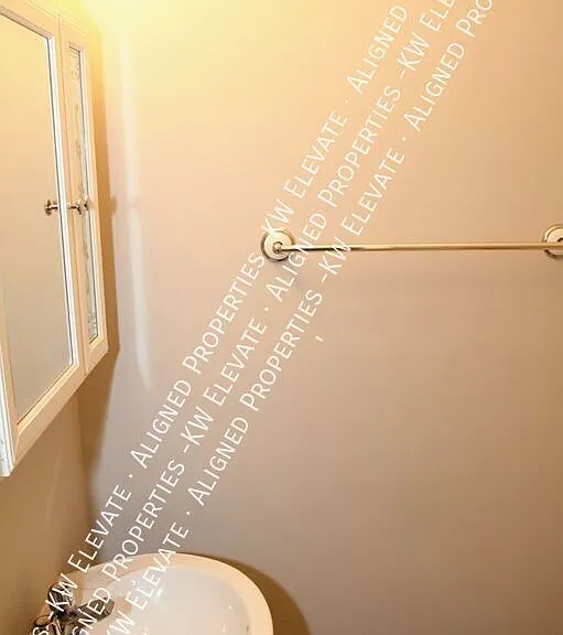 7191 Hart St — Photo 10