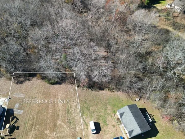 1230 Kristy Park Ct, Winston Salem, NC 27107