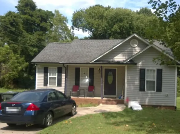 353 Splicewood Dr SW, Concord, NC 28027