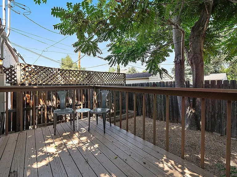 2314 Meade St — Photo 11