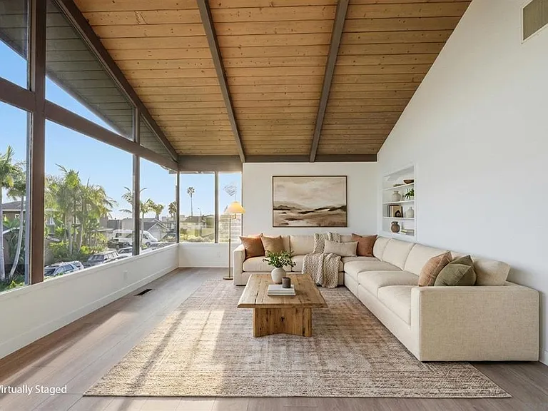 934 Candlelight Pl — Photo 4