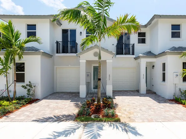 6979 Pines Cir #35, Pompano Beach, FL 33073